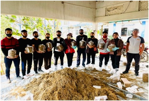 Attendees during a one-day training on quality mushroom cultivation held at Rajeshwari Karuna School Tuli on February 19.