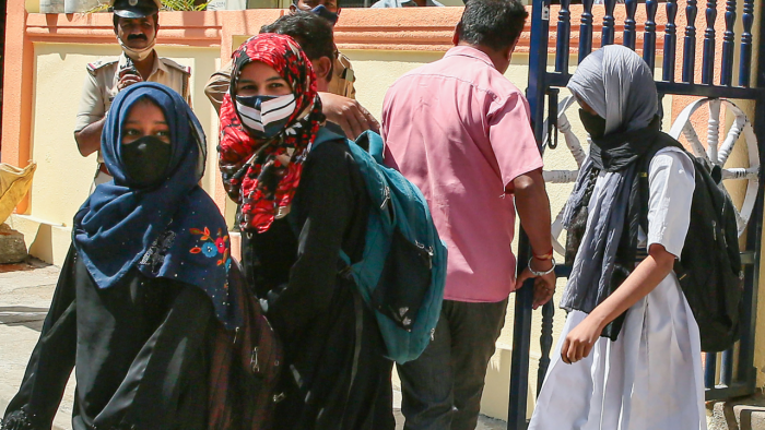 The first victims of the dress code row and the hate campaign are government and aided colleges. Credit: PTI Photo  Read more at: https://www.deccanherald.com/specials/insight/politics-over-dress-code-blights-students-lives-1080935.html