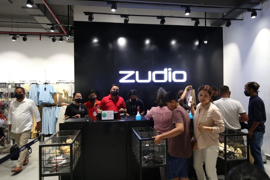 Shoppers at the Zudio store, Dimapur during the opening day on March 23 (Morung Photo)