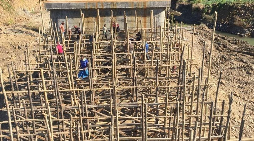 In this file photo taken in November 2020, workers are seen constructing Doyang Bridge at Liphanyan, Governor’s Camp. The bridge is part of Foothills Road currently under construction. (Morung/ NFHRCC File Photo)