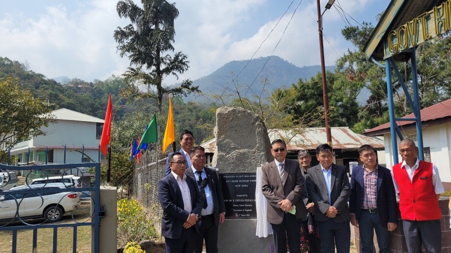 KT Sukhalu, Keneizhakho Nakhro and others after unveiling the inaugural monolith for upgradation of GHS Sechii (Zubza) to Higher Secondary School on March 2. (Morung Photo)