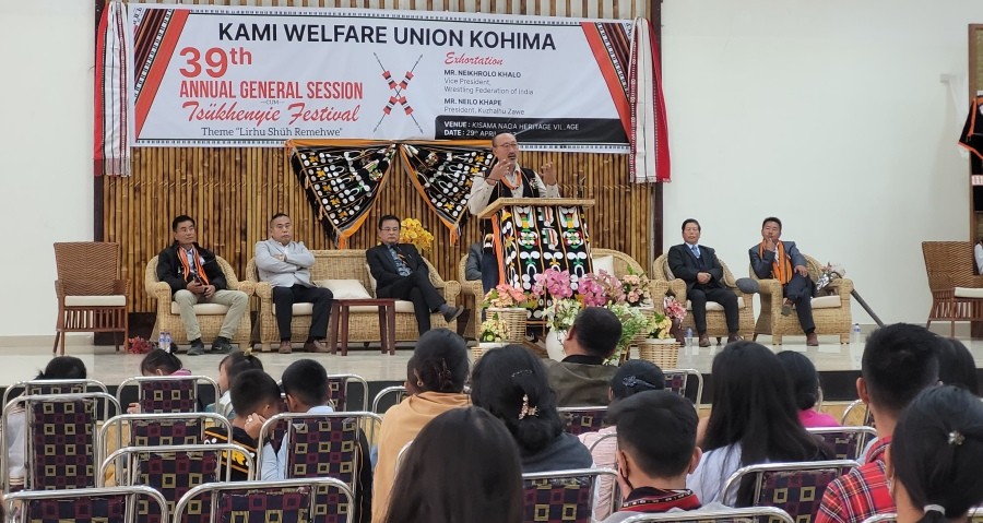 Neilo Khape addressing 39th general session cum Tsükhenyie festival held at Kisama on April 23. (Morung Photo)