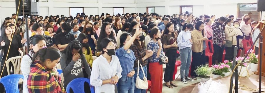 Worshippers during the crusade held at Forest Colony, Kohima.