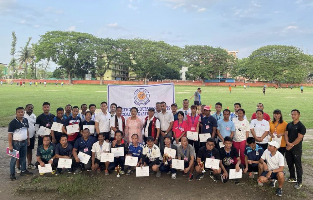 Participants of the certificate course in Sports Coaching (Athletics).