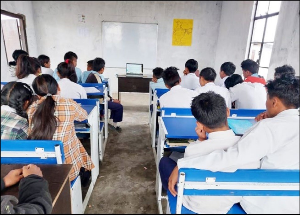 Students of GHS Longmatra attending an online education conclave. The National Achievement Survey reports widening difference in mathematics learning outcomes among girls and boys as they reach higher classes. (File Photo)