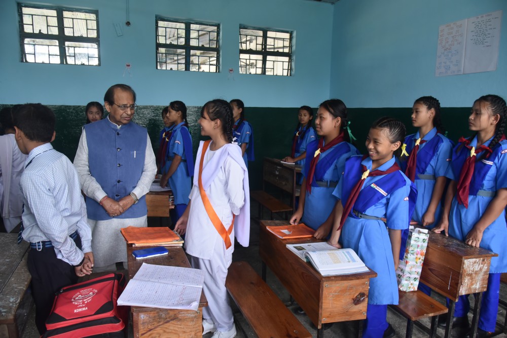 Governor of Nagaland and Assam, Prof Jagadish Mukhi interacting with the students of JNV at Yakukie, Kohima on August 23. (Photo Courtesy: PRO Raj Bhavan)