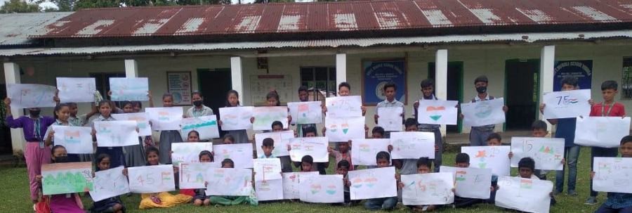 Implementing ‘Har Ghar Tiranga’ as part of Azadi Ka Amrit Mahotsav, students of several Government schools under Chümoukedima district participated in painting, essay and quiz competitions for the 2nd consecutive day, as directed by Deputy Commissioner Abhinav Shivam. The activities in the schools would continue till August 15. (DIPR Photo)