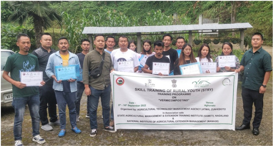 Agriculture Technology Management Agency (ATMA) Zunheboto in association with State Agricultural Management and Extension Training Institute (SAMETI), Nagaland and National Institute of Agricultural Extension Management (MANAGE) organised Skill Training of Rural Youth (STRY) on vermicomposting from September 5to 10 at Aghunato under Tokiye block, Zunheboto district. On completion of skill training, certificates were handed over to all the participants and basic inputs such a HDPE vermi bed and worms were distributed among the participants.