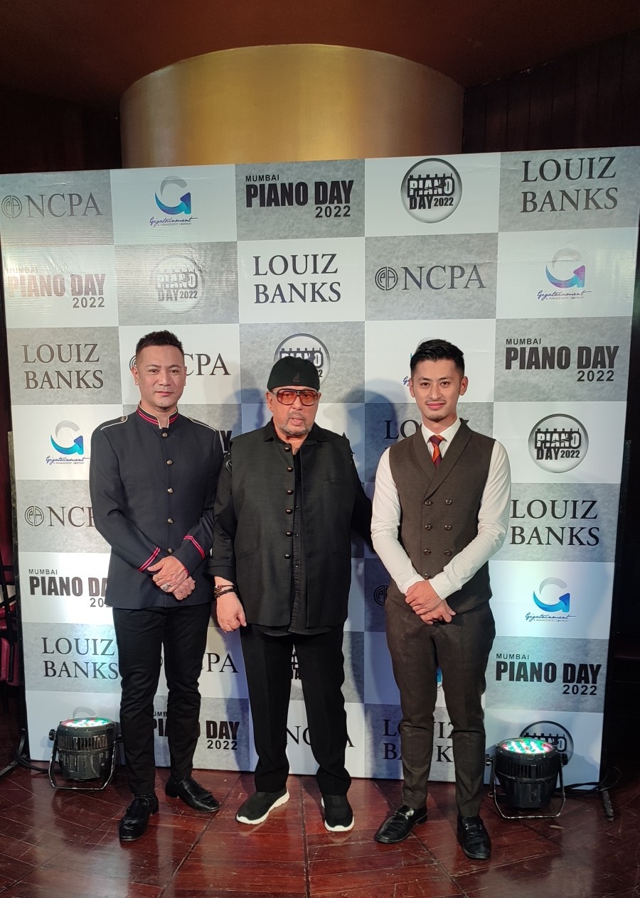 Yamaha Artist Nise Meruno and Violinist Nourhe Khate with the legendary Louiz Banks. Nise Meruno and Nourhe Khate were invited to perform at the Tata Theatre, NCPA as part of the Mumbai Piano Day. 