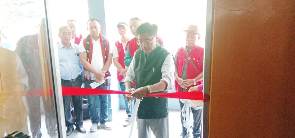 Pukhayi Assumi, MLA and Advisor, Food & Civil Supplies, inaugurated the office of the Dimapur District GB’s Association at the Naga Shopping Arcade on October 15. (Morung Photo)