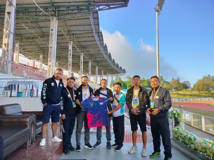The Angami Students’ Union (ASU) XI official jersey was launched by Sedeneikho Suosahie, former Vice President ASU & Chief Manager ASU Seniors FC on October 15 at the Indira Gandhi Stadium Kohima. ASU XI will play an exhibition match with Range United FC on October 23 at 1PM.