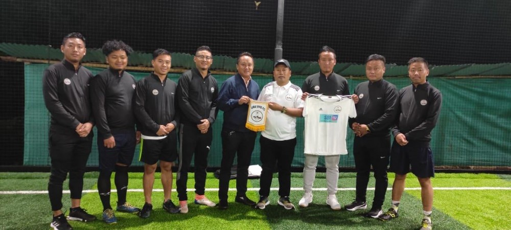 Roko Angami and others during the launching of Ura Uvie FC jersey on October 3.  (Morung Photo)