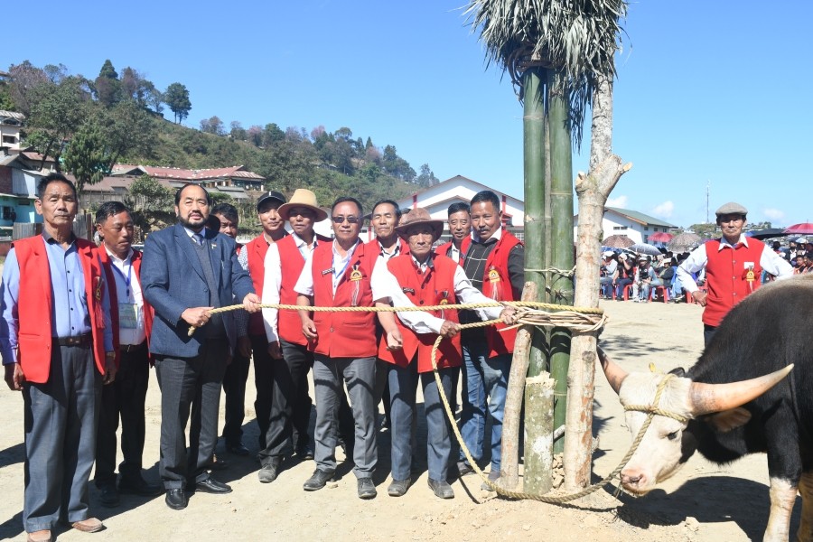 Y Patton and others during the Ahuna (post harvest festival) celebration at Zunheboto district on November 14. (DIPR Photo)