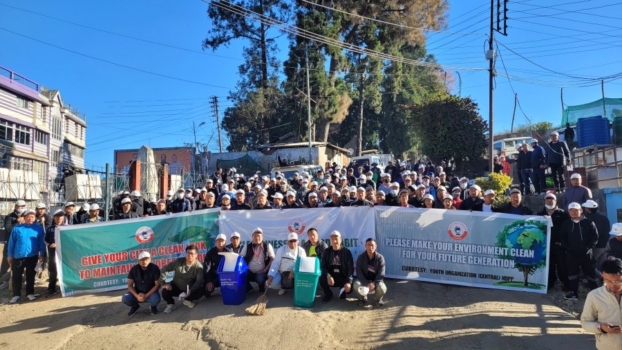 Dr Nicky with NDPP Central YO during social work in Kohima on November 26. Morung Photo