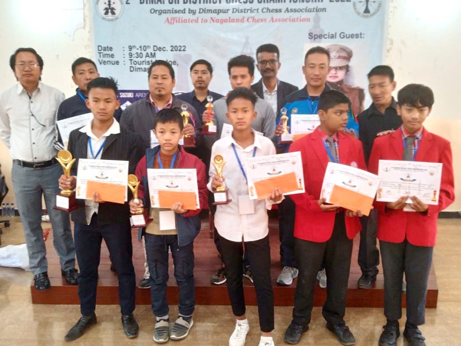 The two-day 2nd Dimapur District Chess Championship (DDCC) concluded at Tourists Lodge on December 10. In the open category, Kughaho Kiho emerged champion while Khoveto Vero, Salhuto Nyekha, Akaho Achumi and Pikuto Chishi bagged 2nd, 3rd, 4th and 5th respectively. In under-14 category, Jesse Chishi emerged champion and Jitihto Nyekha, Gihuka Chishi, Hukato Jakhalu and Pratyush Jha bagged 2nd, 3rd, 4th and 5th respectively. Vikibe Roy won the best under-14 category while the Best Veteran Player was awarded to SI Toshi Ao and Ketsokienou Üsou bagged the Best Female Player. (Photo Courtesy: DDCC)