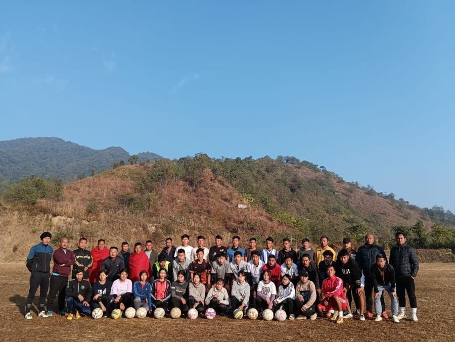 All Blacks Club under the initiative of Nagaland State BJP Secretary Zaveyi Kezo organised a football coaching camp for boys and girls at Pholami village in Phek district recently. The camp was conducted by head coach Kechangulie  Dul and assisted by Vikuzo Zhotso, Visakholie Medoze and Kobou Kiwe.