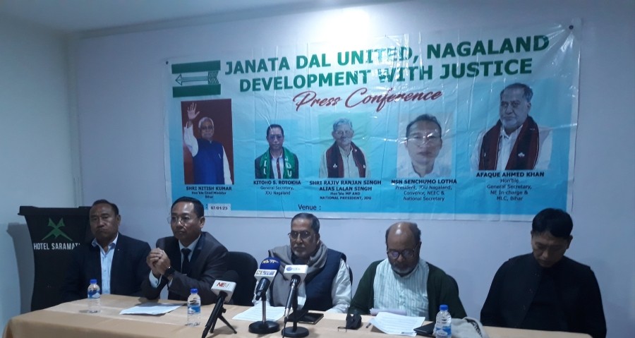 JD (U)’s NE Incharge, Afaque Ahmad Khan (Centre) and the party’s Rajya Sabha Member from Bihar, Aneel Prasad Hegde (Second-right), alongwith the Nagaland unit Secretary General, Kitoho S Rotokha (second-left), and Imsumongba Pongen (left), General Secretary at the press conference on January 7 in Dimapur.