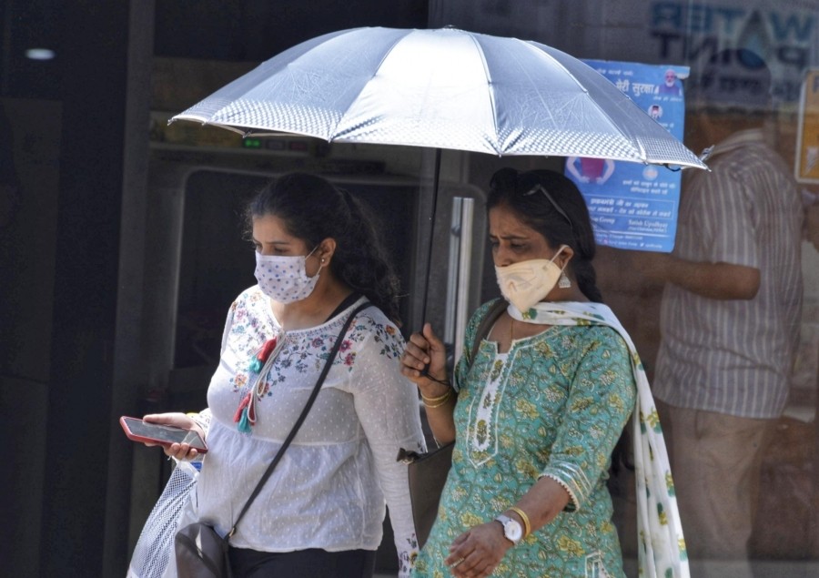 Tempratures rose all across Asia as the continet is witnessing the worst April heatwave this year. (IANS Photo)