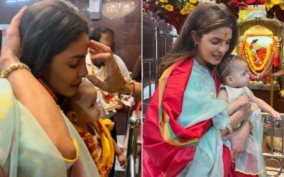 Priyanka Chopra seeks blessings at Siddhivinayak temple with daughter
