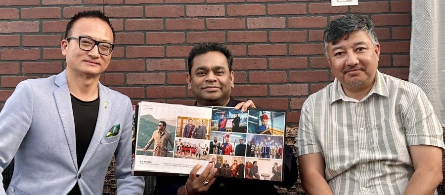 Abu Metha and Theja Meru with Dr AR Rahman in Chennai on July 14. (Photo Courtesy: Twitter) 