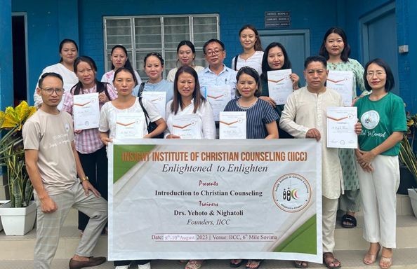 Resource persons Dr Yehoto Swu Kiho and Dr Nighatoli P Achumi along with the trainees during the three days training on ‘Introduction to Christian Counseling’ held from August 8-10.
