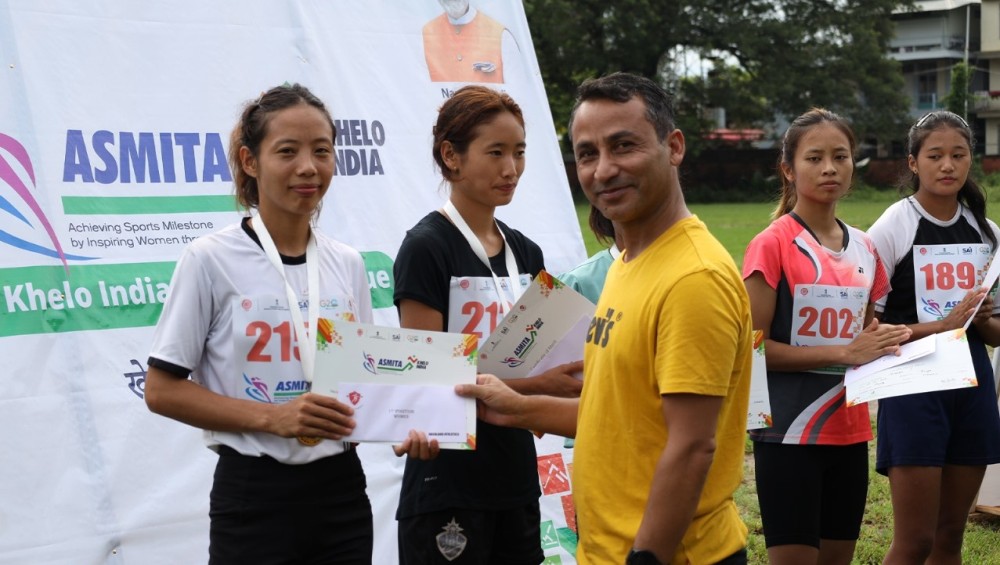 Tsuchoi T, the winner of the Women's 5km category at the Asmita Women’s League road race events organised by Nagaland Athletics Association on September 18 in Dimapur. (Photo Credit: @NagaAthletics/X)