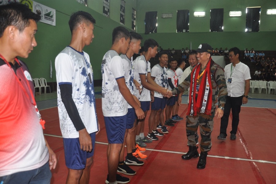 Players bring introduced to the inaugural patron, Col Rahul Gurung, Commandant 12th Assam Rifle, Mokokchung during the inaugural match of 16th Imchaba Master Memorial Nagaland Open Volleyball Trophy 2023 on September 19.