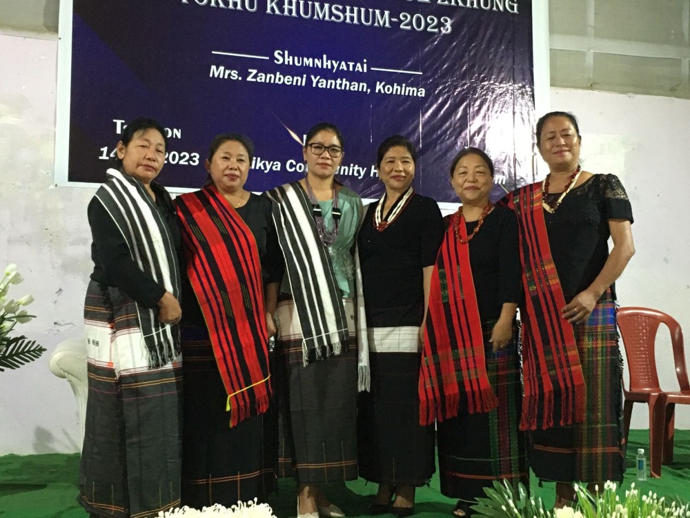 Members of WTLEE seen along with the speaker Zanbeni Yanthan on October 14 at Likya Community Hall, Wokha.