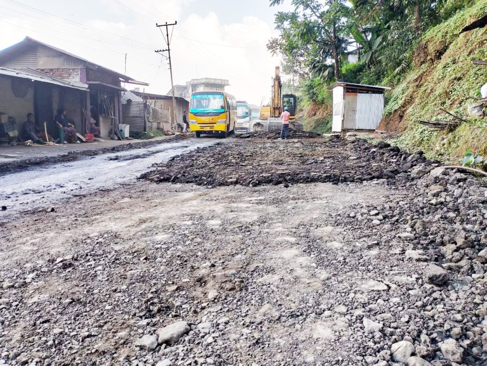 Image shared by SAYO shows the condition of the ongoing NH-02 road renovation which is being undertaken by NHIDCL.