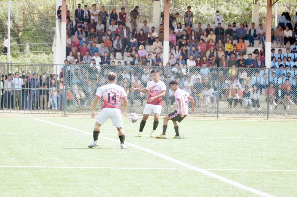 Players in action during the one of the matches of 31st Loyem Memorial Trophy held at Astro Turf Loyem Ground, Tuensang town on October 17. (Morung Photo)