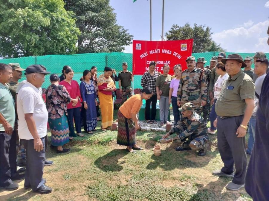 The Assam Rifles Shamator Battalion organised ‘Meri Mati Mera Desh’ (My Soil, My Country) event on October 14. Soil collected from Chokla, Langyok, Dan, Wonthoi, Noklak, and Shamator was “ceremoniously combined in a single jar, symbolizing the unity of the nation,” stated a press release received here. It was attended by members of the local community, Village Council, and GBs and others.