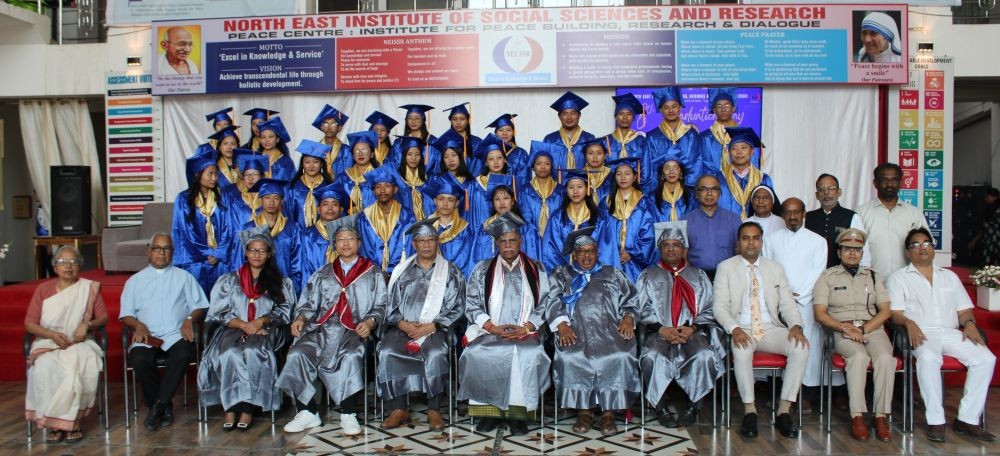 Governor of Nagaland, La Ganesan with invitees, guests and graduates during the NEISSR Chümoukedima 8th Graduation Day held on October 13. (Photo Courtesy: NEISSR)