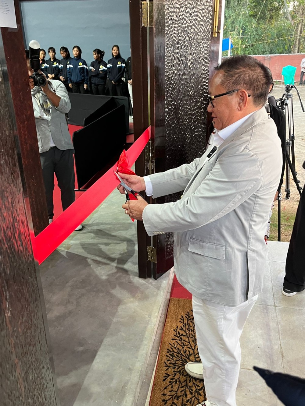 TR Zeliang inaugurating NIAPA’s exclusive mini TT Stadium at Agri Expo premises, Chumoukedima on November 24. (Morung Photo)