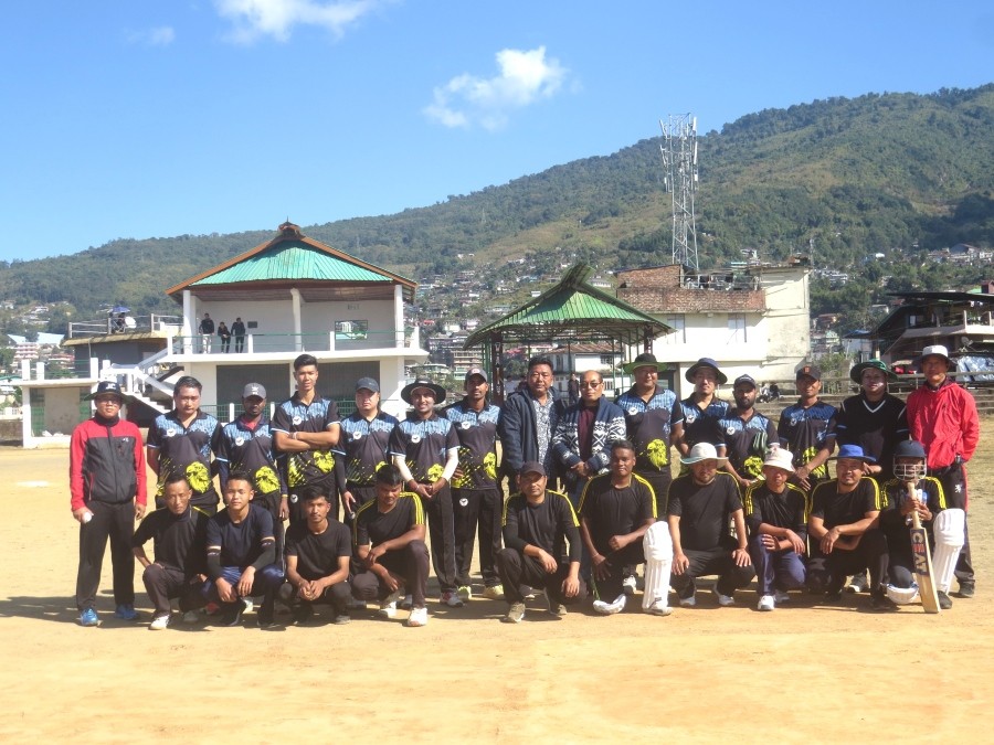 Players of Kohima Hornbills and BBC were introduced to the patron of the day James Tungoe VP BJP Wokha District and proprietor of Hotel Mt. Morashen.
