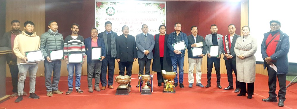 Awardees seen with the Special Guest and Officials during the KMC Best and Cleanest Ward Award ceremony cum Pre-Christmas celebration at Capital Convention Centre, Kohima. (Morung Photo)