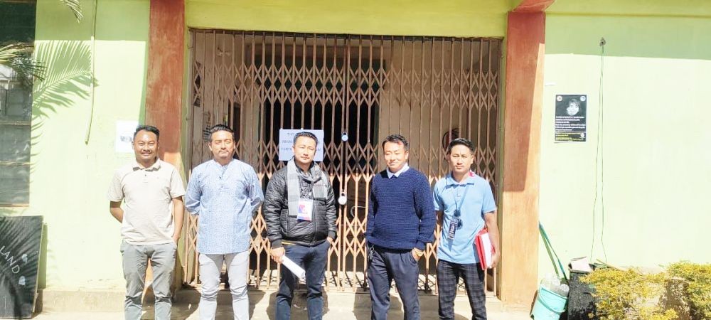 Officials of the United Sangtam Students Conference, led by its President, Sethrongba Sangtam, sealing the office of the CMO, Kiphire, on February 12. (Morung Photo)