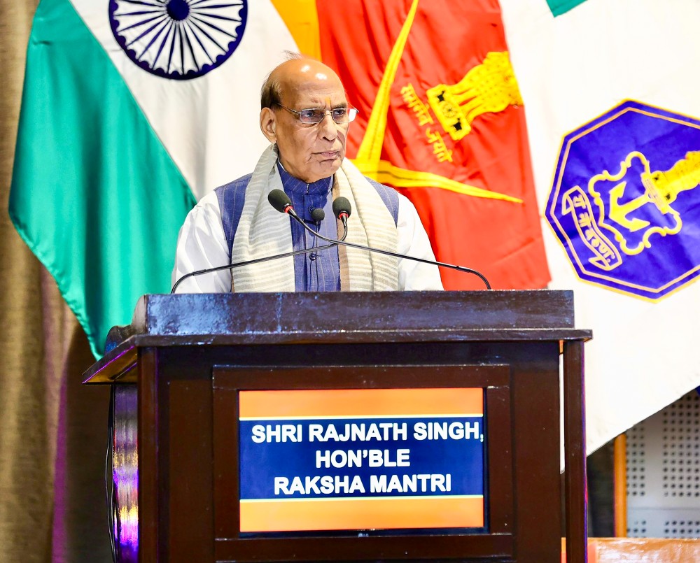 Union Defence Minister Rajnath Singh addresses during the RAN SAMWAD 2025 at the Army War College, Indore, Wednesday, August 27, 2025. (Photo: IANS)
